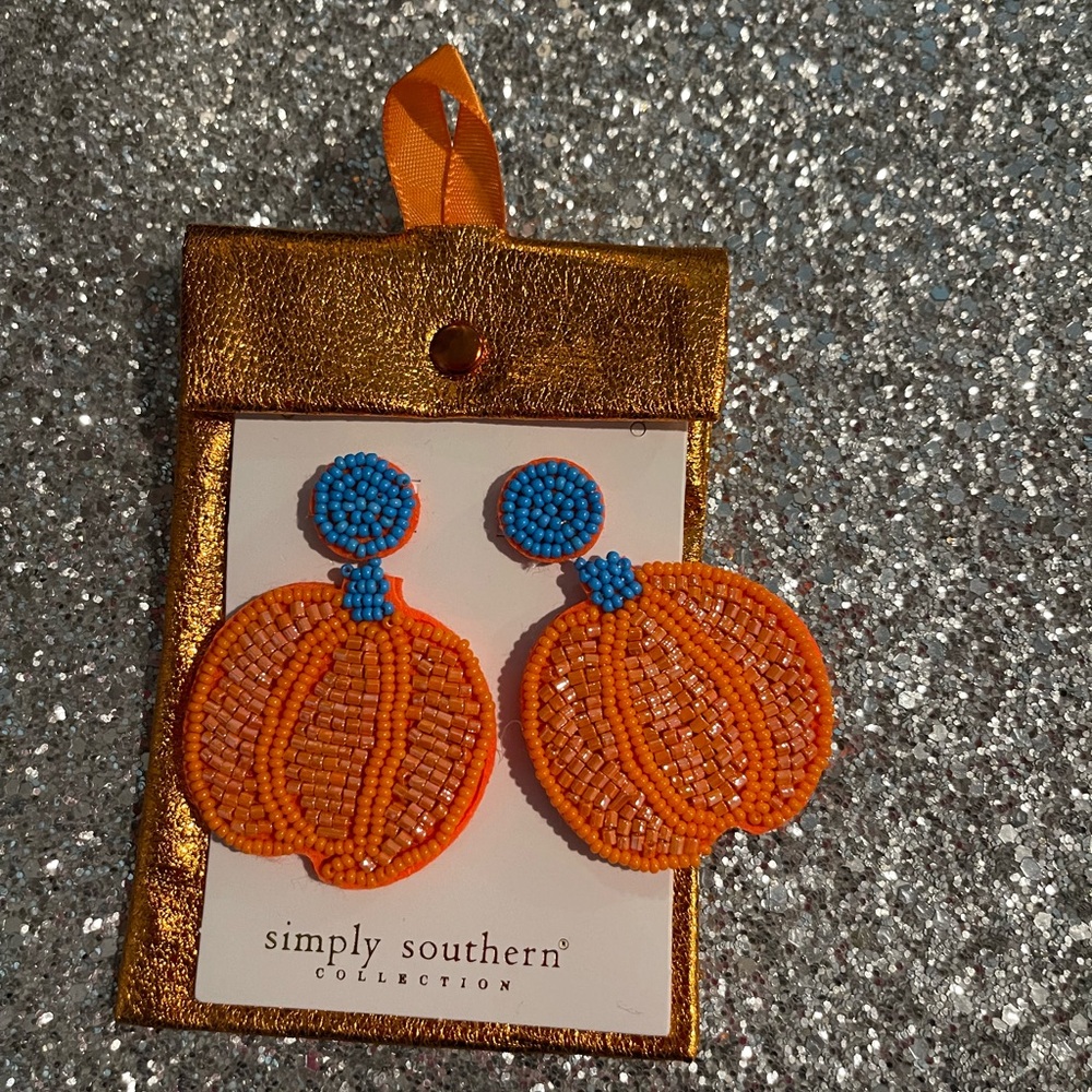 Simply southern pumpkin earrings